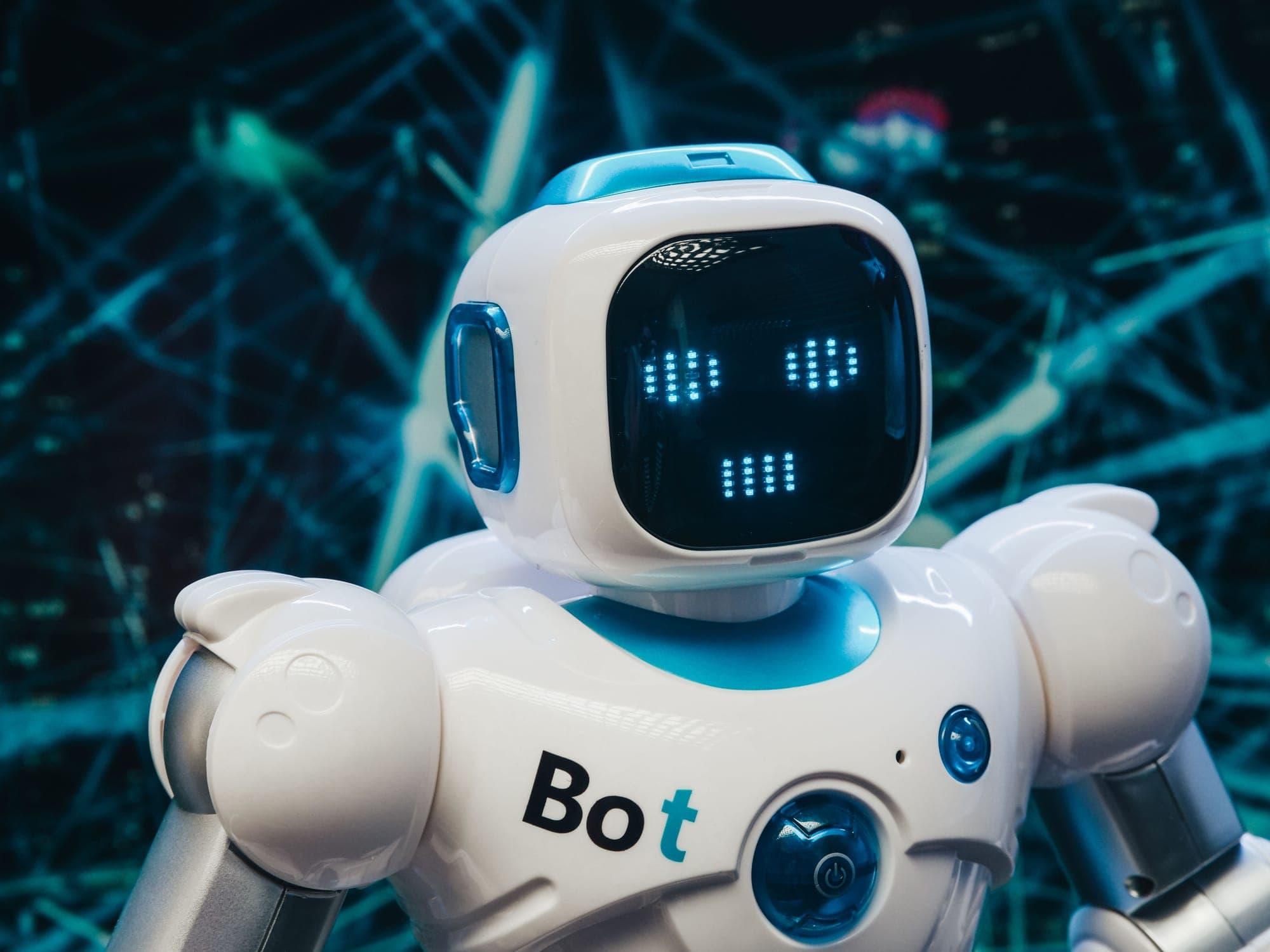 Futuristic humanid bot